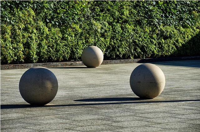 ball_concrete_2